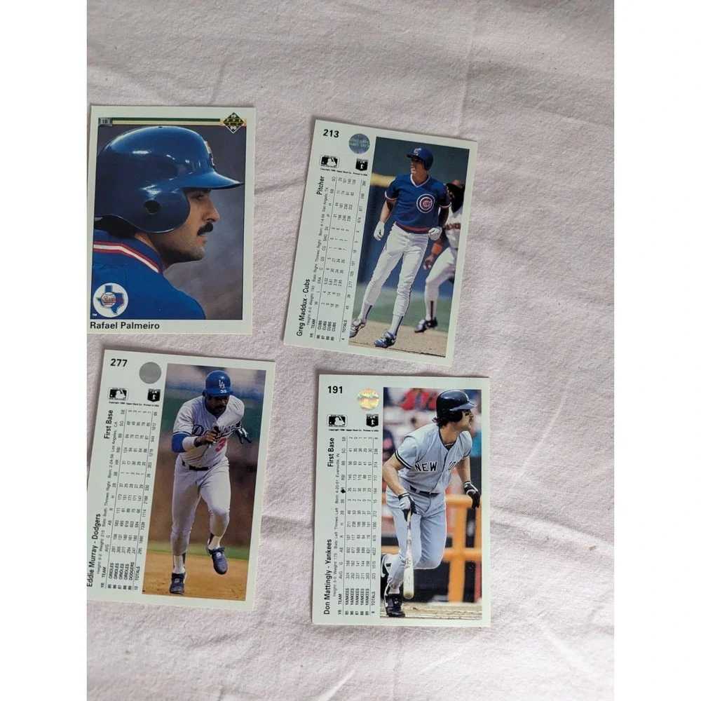 VTG 1990‎ 92 Baseball card lot Johnny Bench Sammy Sosa Greg Maddux Pascual Perez